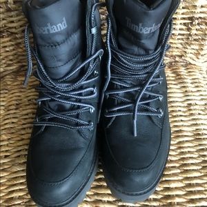 Timberland women boots. Size 8